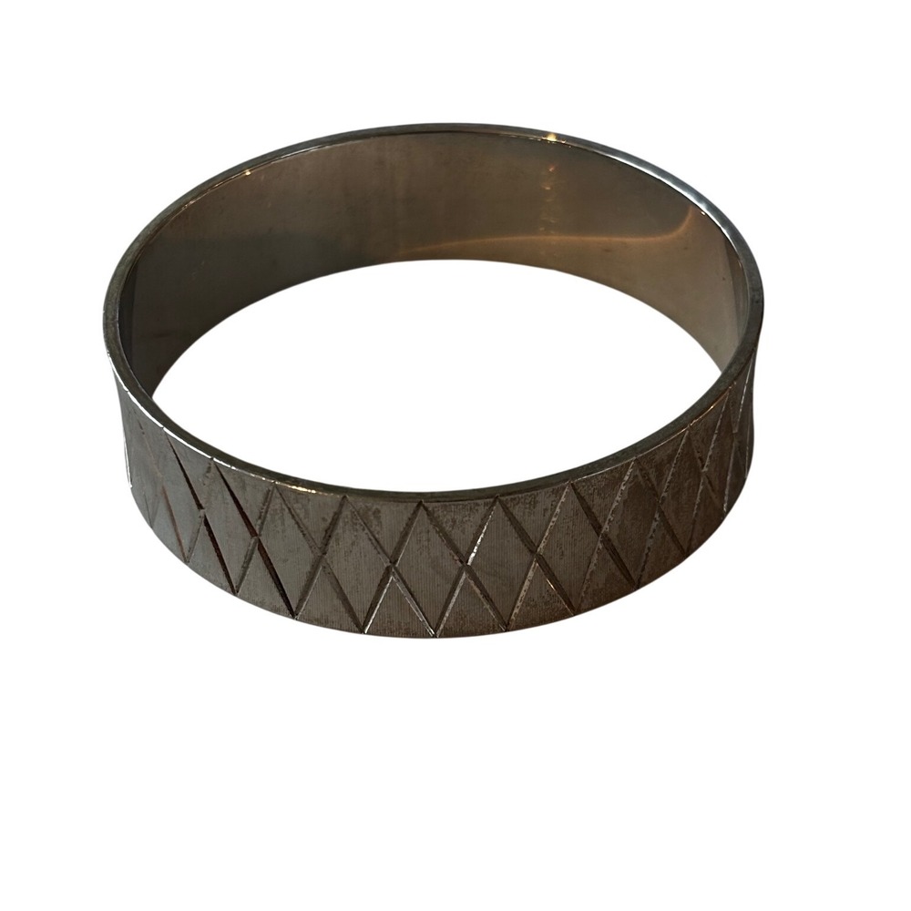 Monet Bangle Bracelet Silver Vintage Etched Diamond Harlequin Pattern